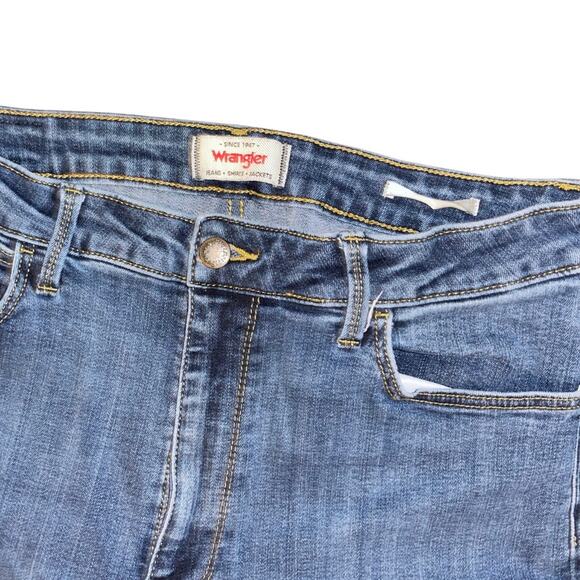 Wrangler Women Bold Boot Denim Jeans High Rise Size 34 Long Cowboy Rodeo - Picture 3 of 5